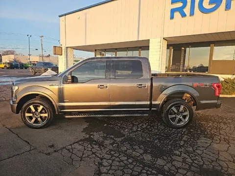 More photos of 2016 Ford F-150 XLT at RightDrive Muncie, IN
