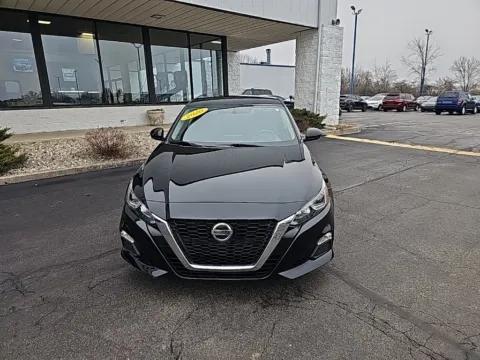 Photos of 2020 Nissan Altima 2.5 S for sale in Muncie, IN at RightDrive Muncie