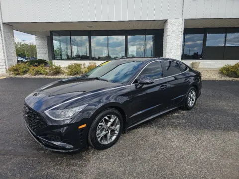 Another view of 2023 Hyundai Sonata SEL for sale in Muncie, IN at RightDrive Muncie