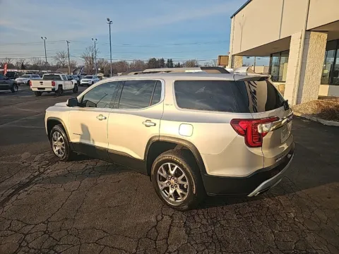 More photos of 2020 GMC Acadia SLT at RightDrive Muncie, IN