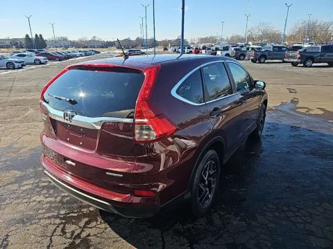 More photos of 2016 Honda CR-V SE at RightDrive Muncie, IN