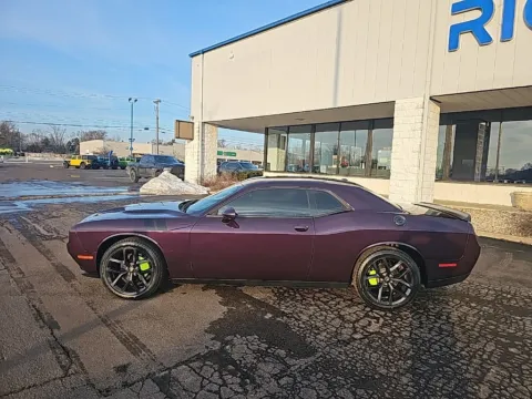 More photos of 2021 Dodge Challenger SXT at RightDrive Muncie, IN