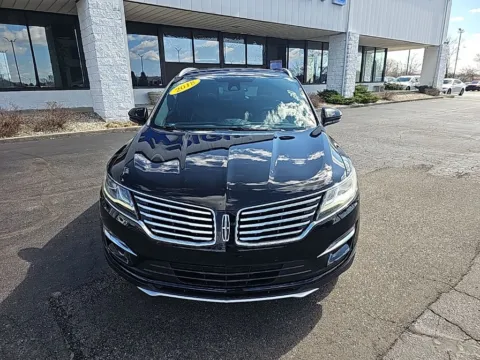 Photos of 2018 Lincoln MKC Reserve for sale in Muncie, IN at RightDrive Muncie
