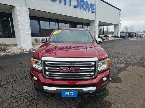 Photos of 2018 GMC Canyon SLT for sale in Muncie, IN at RightDrive Muncie