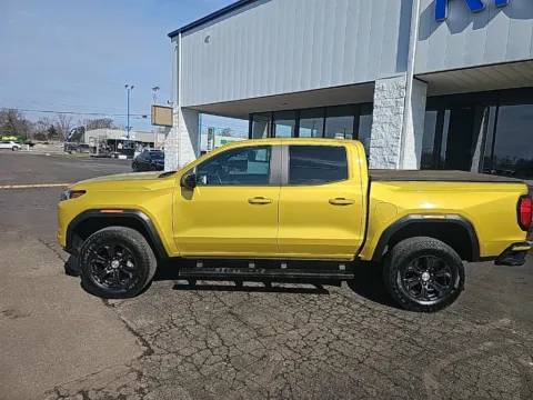More photos of 2023 GMC Canyon Elevation at RightDrive Muncie, IN