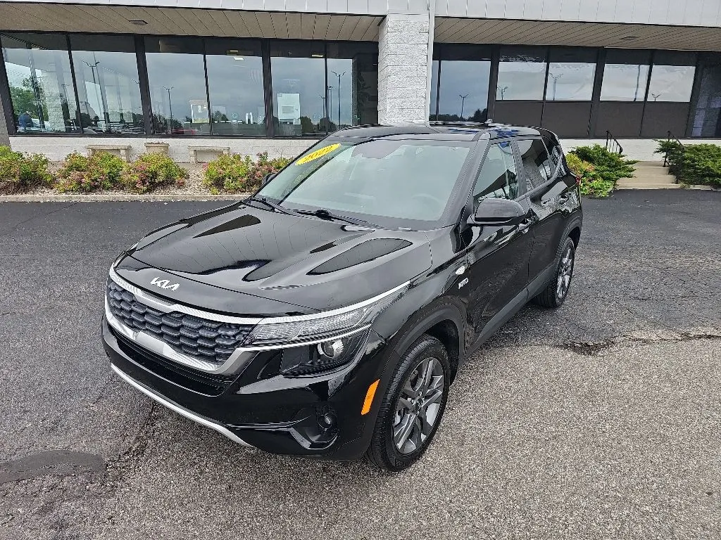 2022 Kia Seltos LX for sale in Muncie, IN