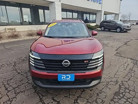 Photos of 2025 Nissan Kicks SR for sale in Muncie, IN at RightDrive Muncie