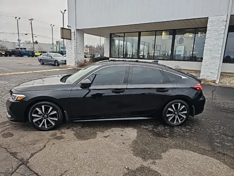 More photos of 2024 Honda Civic EX-L at RightDrive Muncie, IN
