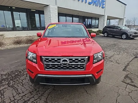 Photos of 2024 Nissan Frontier SV for sale in Muncie, IN at RightDrive Muncie