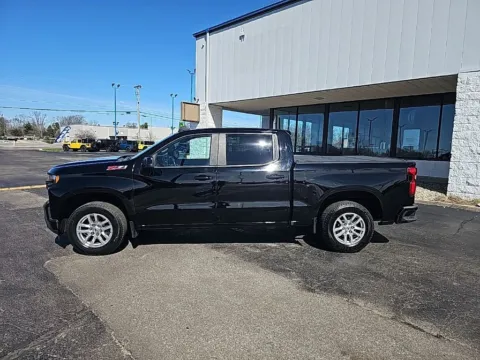 More photos of 2020 Chevrolet Silverado 1500 RST at RightDrive Muncie, IN