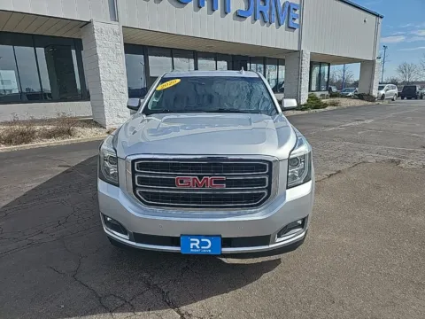 Photos of 2020 GMC Yukon XL SLT for sale in Muncie, IN at RightDrive Muncie