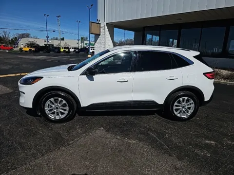 More photos of 2022 Ford Escape SE at RightDrive Muncie, IN