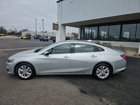 More photos of 2020 Chevrolet Malibu LT at RightDrive Muncie, IN