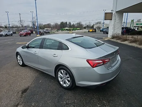 More photos of 2020 Chevrolet Malibu LT at RightDrive Muncie, IN