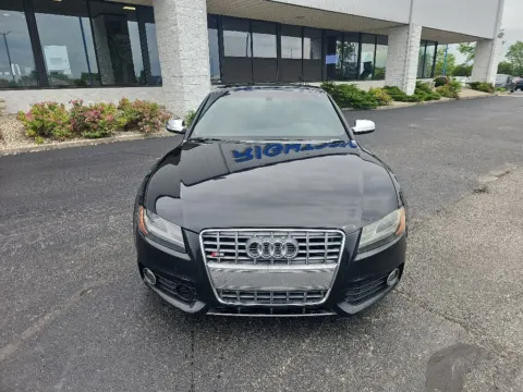 Photos of 2012 Audi S5 4.2 Prestige for sale in Muncie, IN at RightDrive Muncie