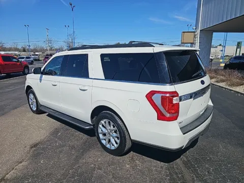 More photos of 2021 Ford Expedition Max XLT at RightDrive Muncie, IN