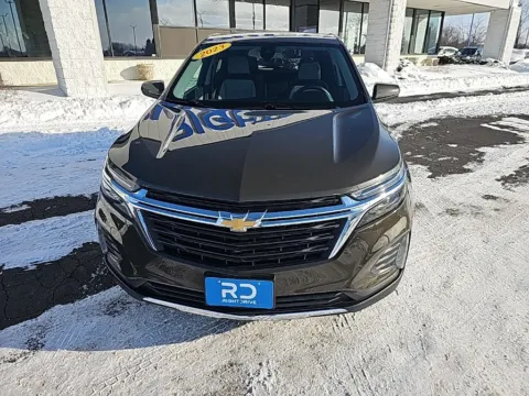 Photos of 2023 Chevrolet Equinox LT for sale in Muncie, IN at RightDrive Muncie