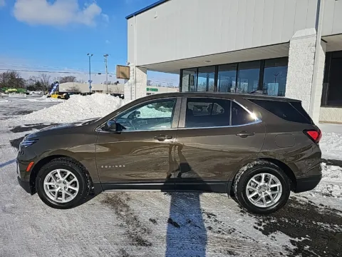 More photos of 2023 Chevrolet Equinox LT at RightDrive Muncie, IN