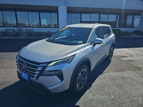 Silver 2025 Nissan Rogue SV for sale in Muncie, IN