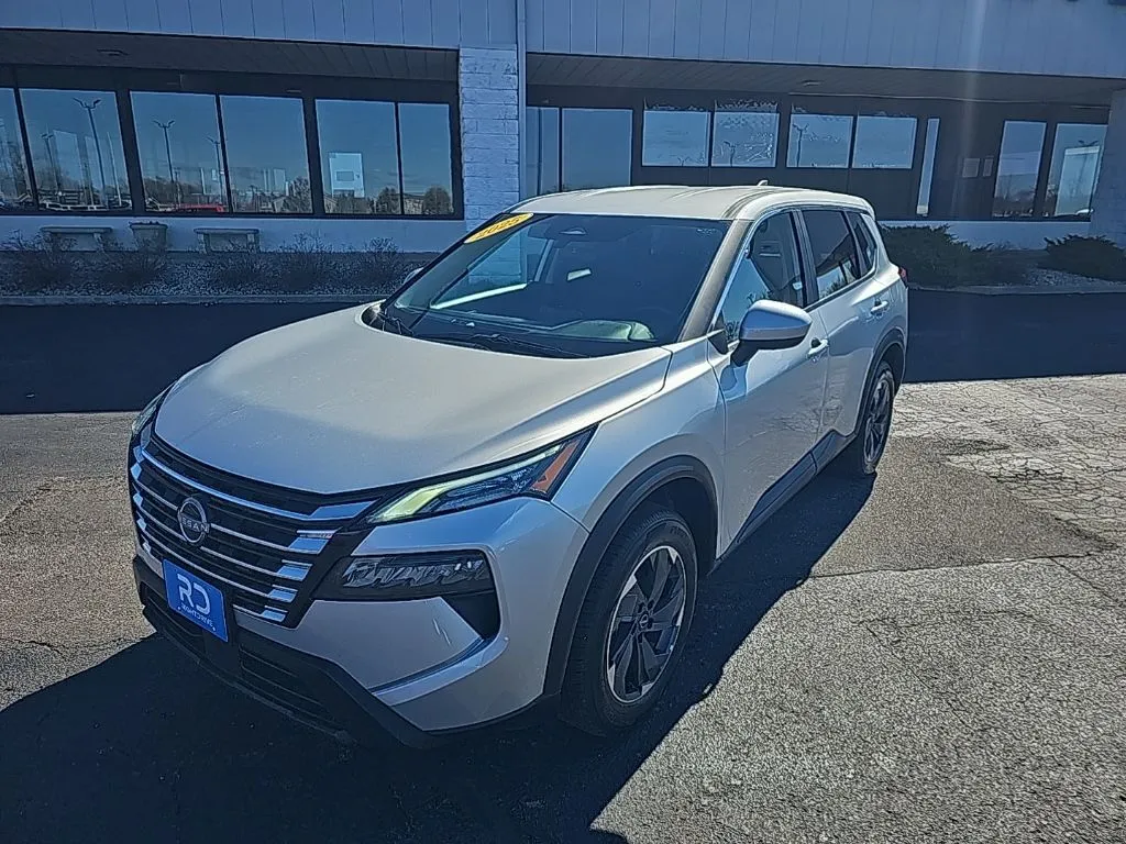 Silver 2025 Nissan Rogue SV for sale in Muncie, IN
