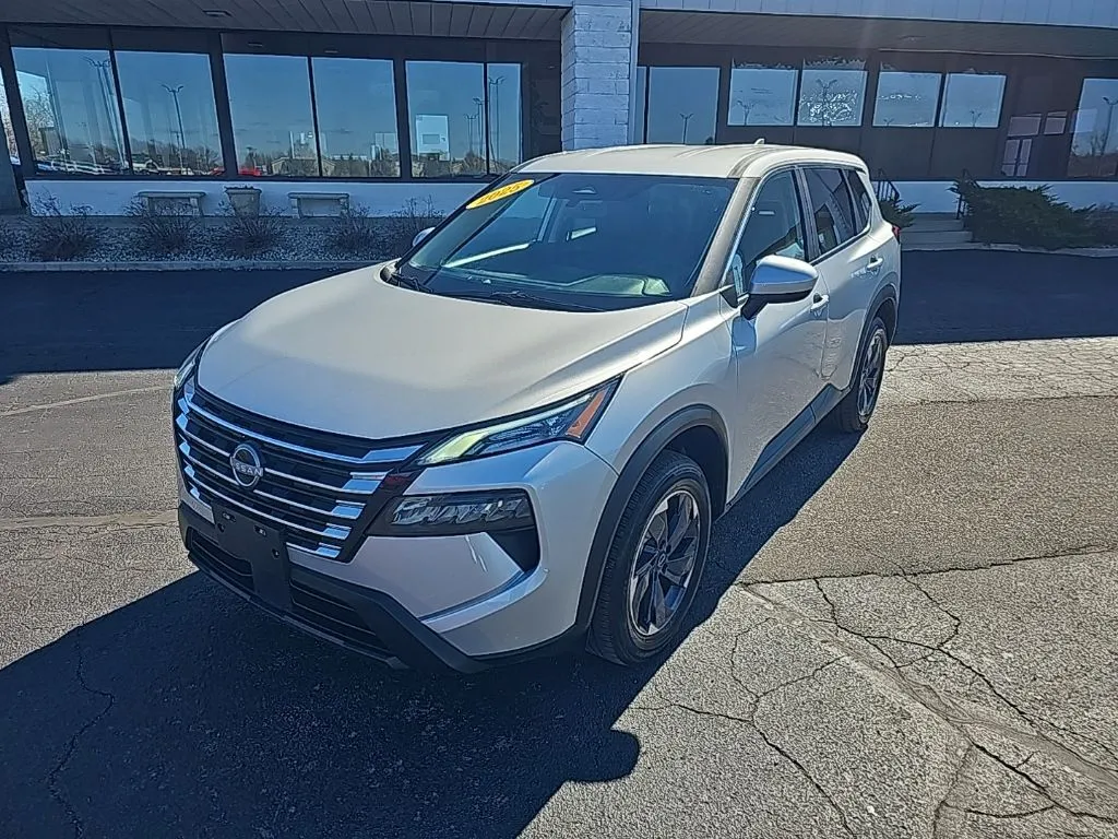 Silver 2025 Nissan Rogue SV for sale in Muncie, IN