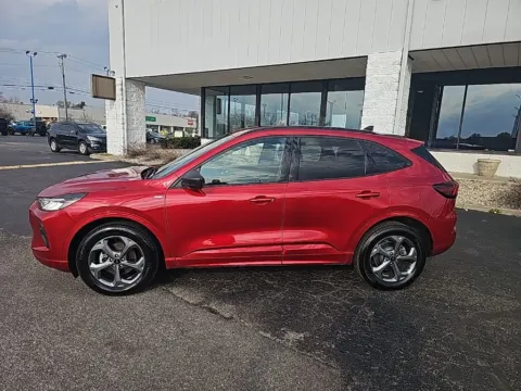 More photos of 2024 Ford Escape ST-Line at RightDrive Muncie, IN
