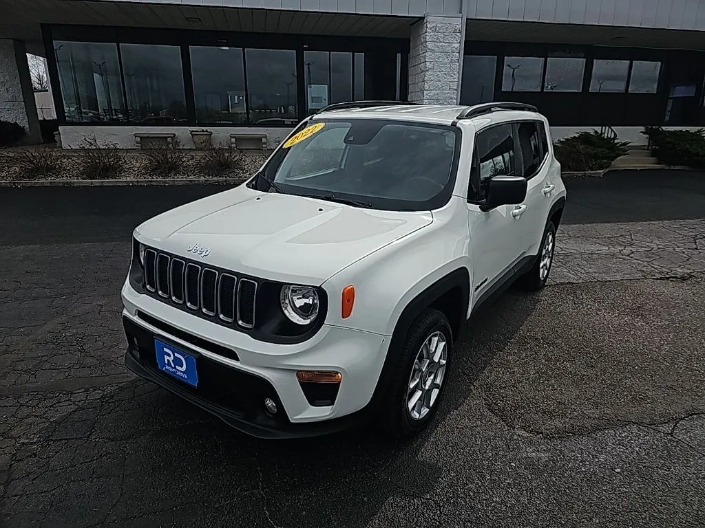 2022 Jeep Renegade Latitude for sale in Muncie, IN
