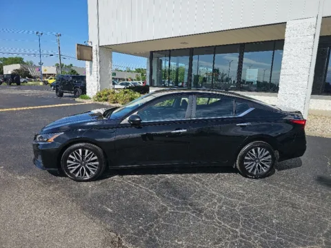 More photos of 2025 Nissan Altima 2.5 SV at RightDrive Muncie, IN
