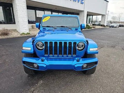 Photos of 2023 Jeep Gladiator High Altitude for sale in Muncie, IN at RightDrive Muncie