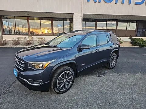 Another view of 2019 GMC Acadia SLT-1 for sale in Muncie, IN at RightDrive Muncie