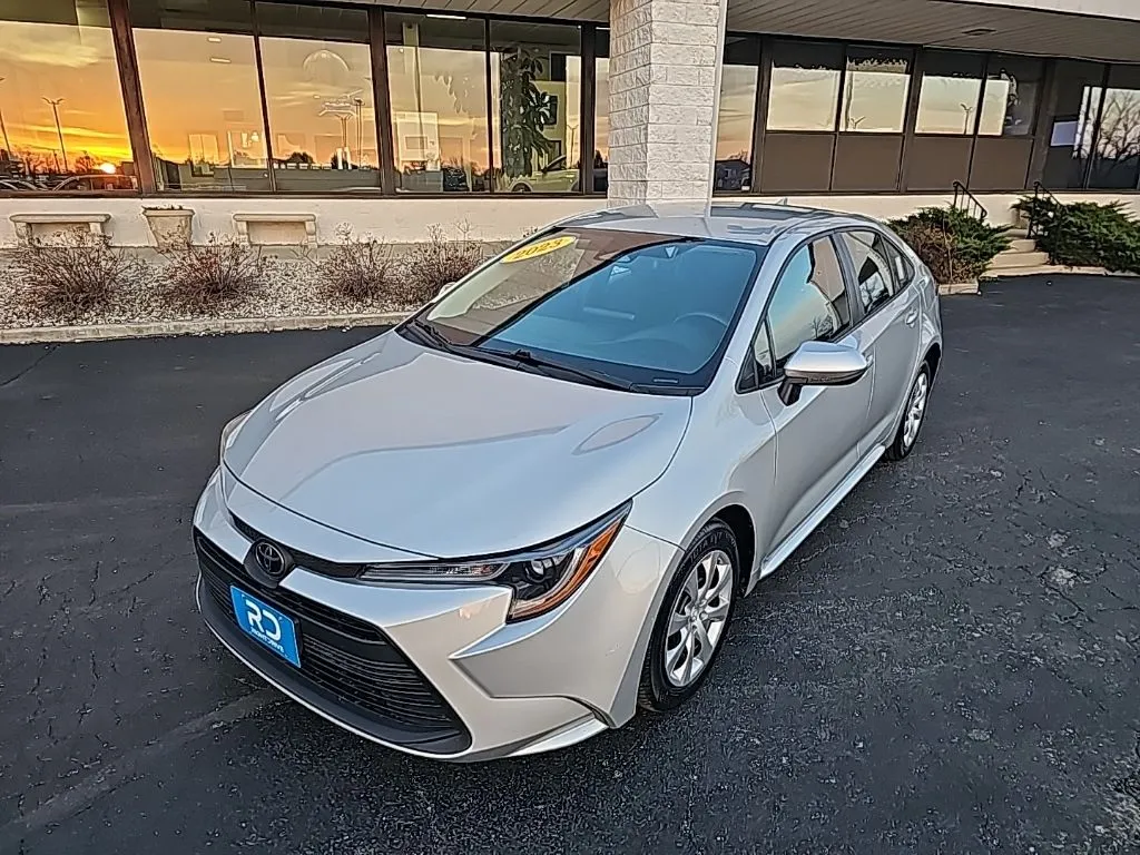 2023 Toyota Corolla LE for sale in Muncie, IN