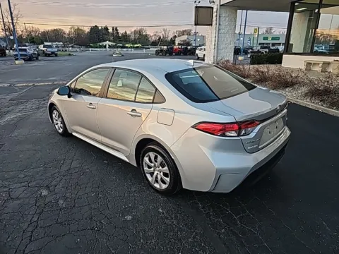More photos of 2023 Toyota Corolla LE at RightDrive Muncie, IN