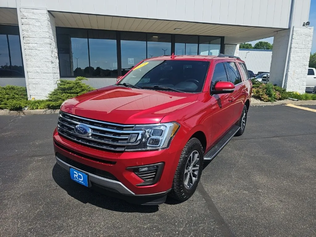 Red 2021 Ford Expedition XLT for sale in Muncie, IN