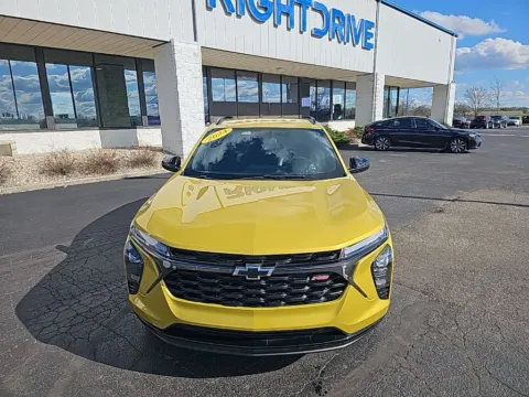 Photos of 2024 Chevrolet Trax 2RS for sale in Muncie, IN at RightDrive Muncie