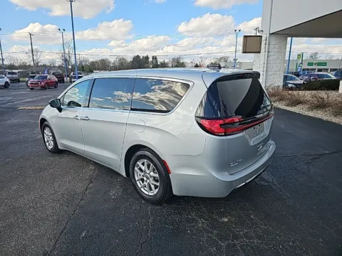 More photos of 2024 Chrysler Pacifica Touring L at RightDrive Muncie, IN