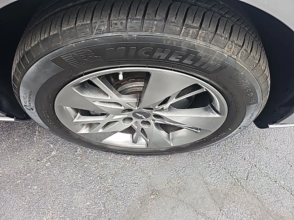 2023 GENESIS GV70 Standard - Photo 10