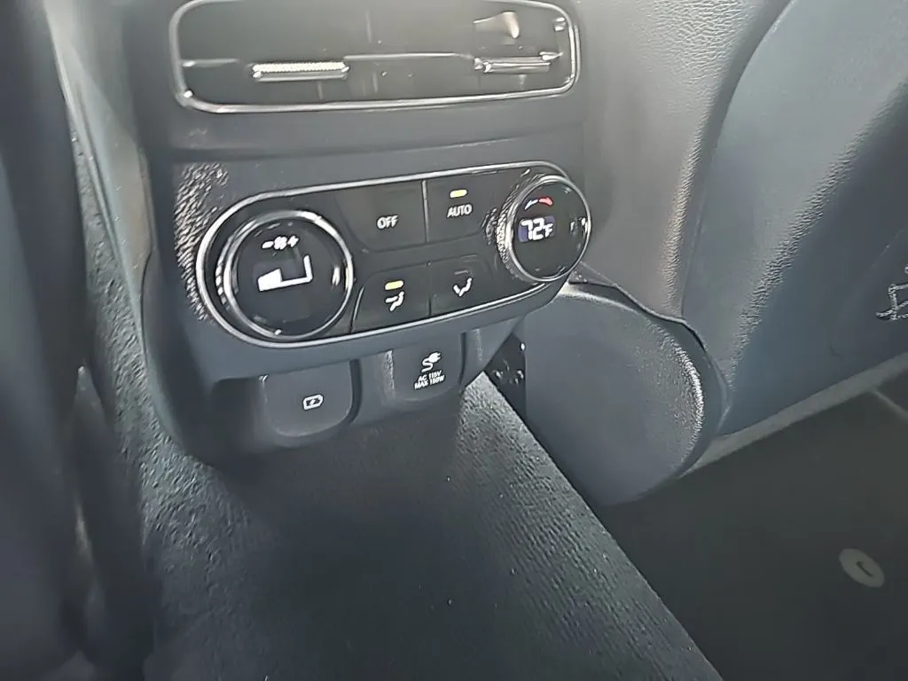 2023 GENESIS GV70 Standard - Photo 14