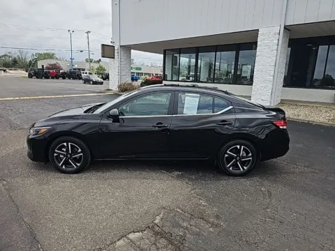 More photos of 2024 Nissan Sentra SV at RightDrive Muncie, IN