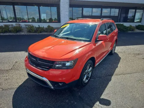 Orange 2017 Dodge Journey Crossroad for sale in Muncie, IN
