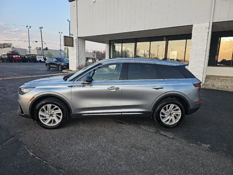 More photos of 2023 Lincoln Corsair Standard at RightDrive Muncie, IN
