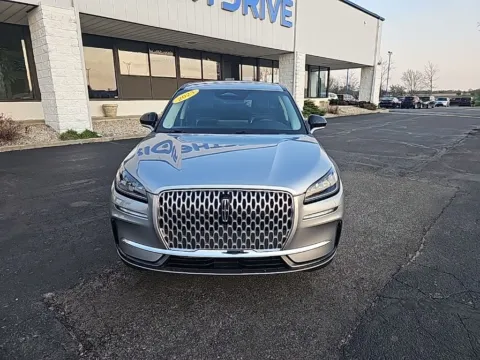 Photos of 2023 Lincoln Corsair Standard for sale in Muncie, IN at RightDrive Muncie