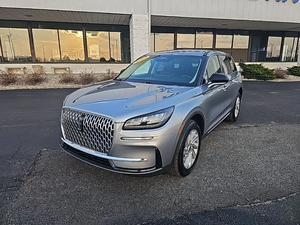 2023 Lincoln Corsair AWD's photo