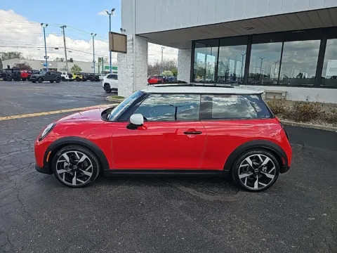 More photos of 2025 MINI Cooper S Signature at RightDrive Muncie, IN
