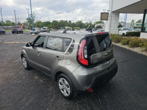 More photos of 2015 Kia Soul at RightDrive Muncie, IN
