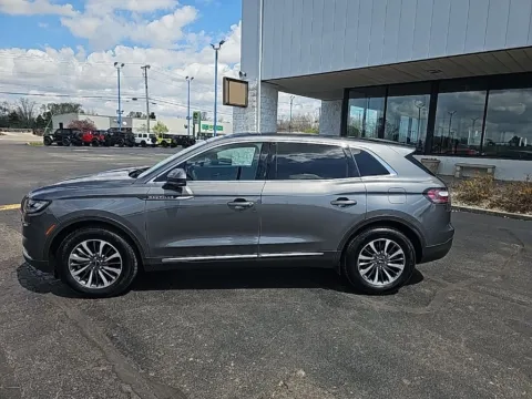 More photos of 2021 Lincoln Nautilus Reserve at RightDrive Muncie, IN