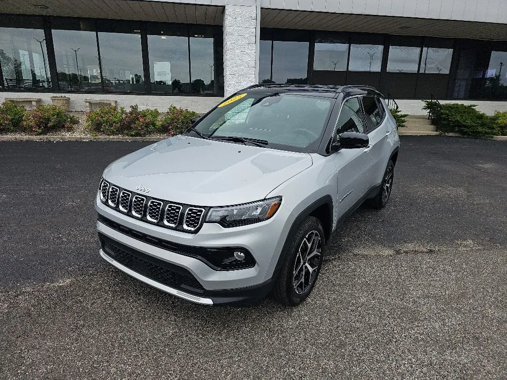 Silver 2025 Jeep Compass Limited for sale in Muncie, IN