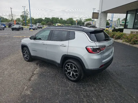 More photos of 2025 Jeep Compass Limited at RightDrive Muncie, IN