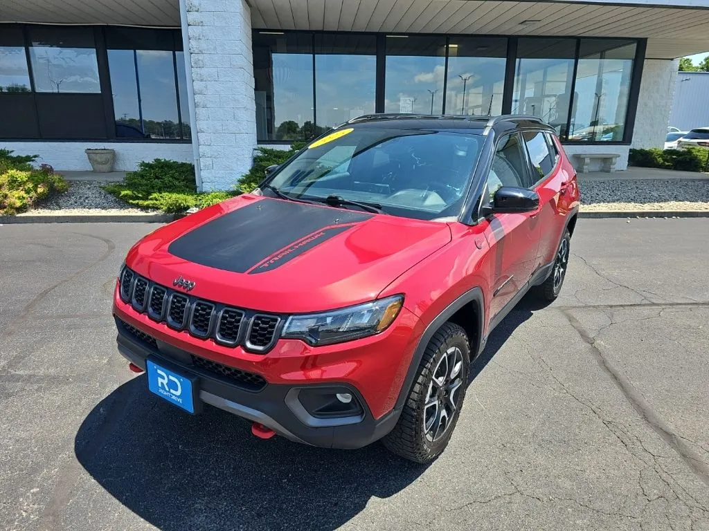 2025 Jeep Compass Trailhawk for sale in Muncie, IN