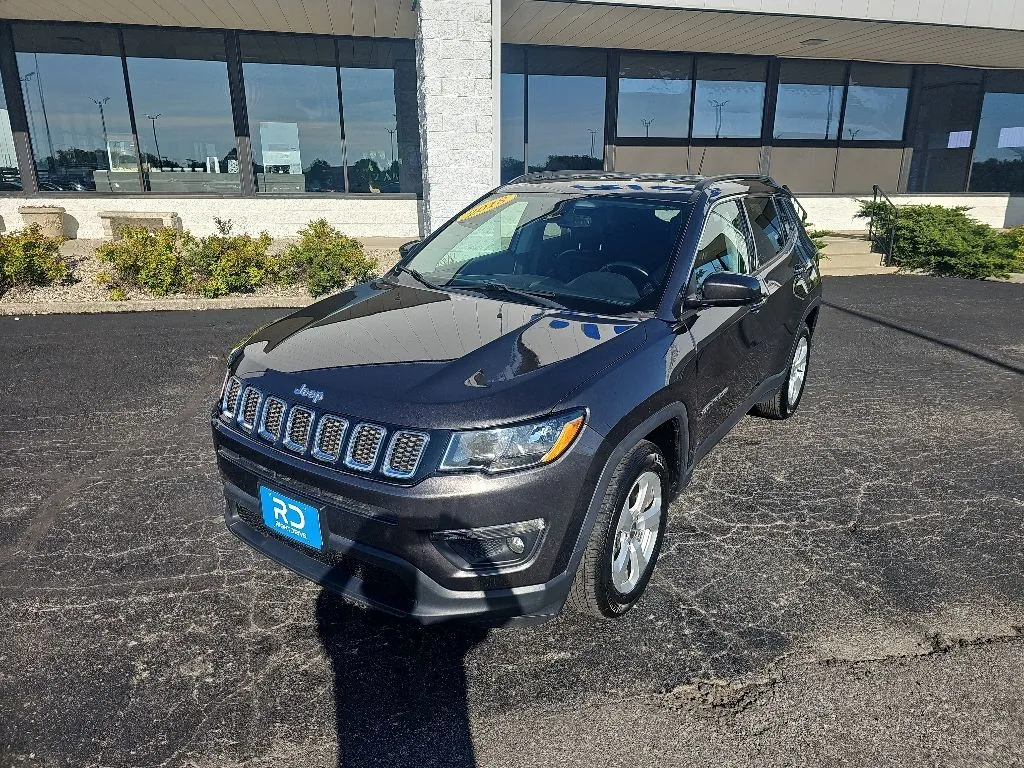 Gray 2018 Jeep Compass Latitude for sale in Muncie, IN