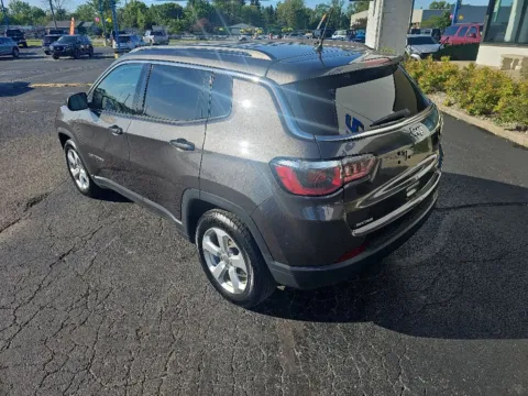More photos of 2018 Jeep Compass Latitude at RightDrive Muncie, IN